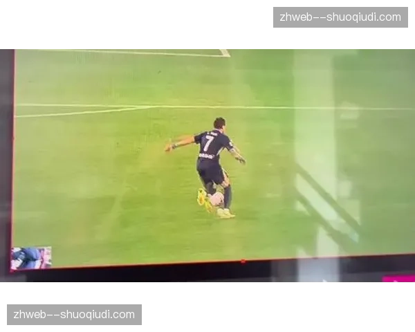 洪明甫三后卫试验受挫 中场失控暴露体系漏洞